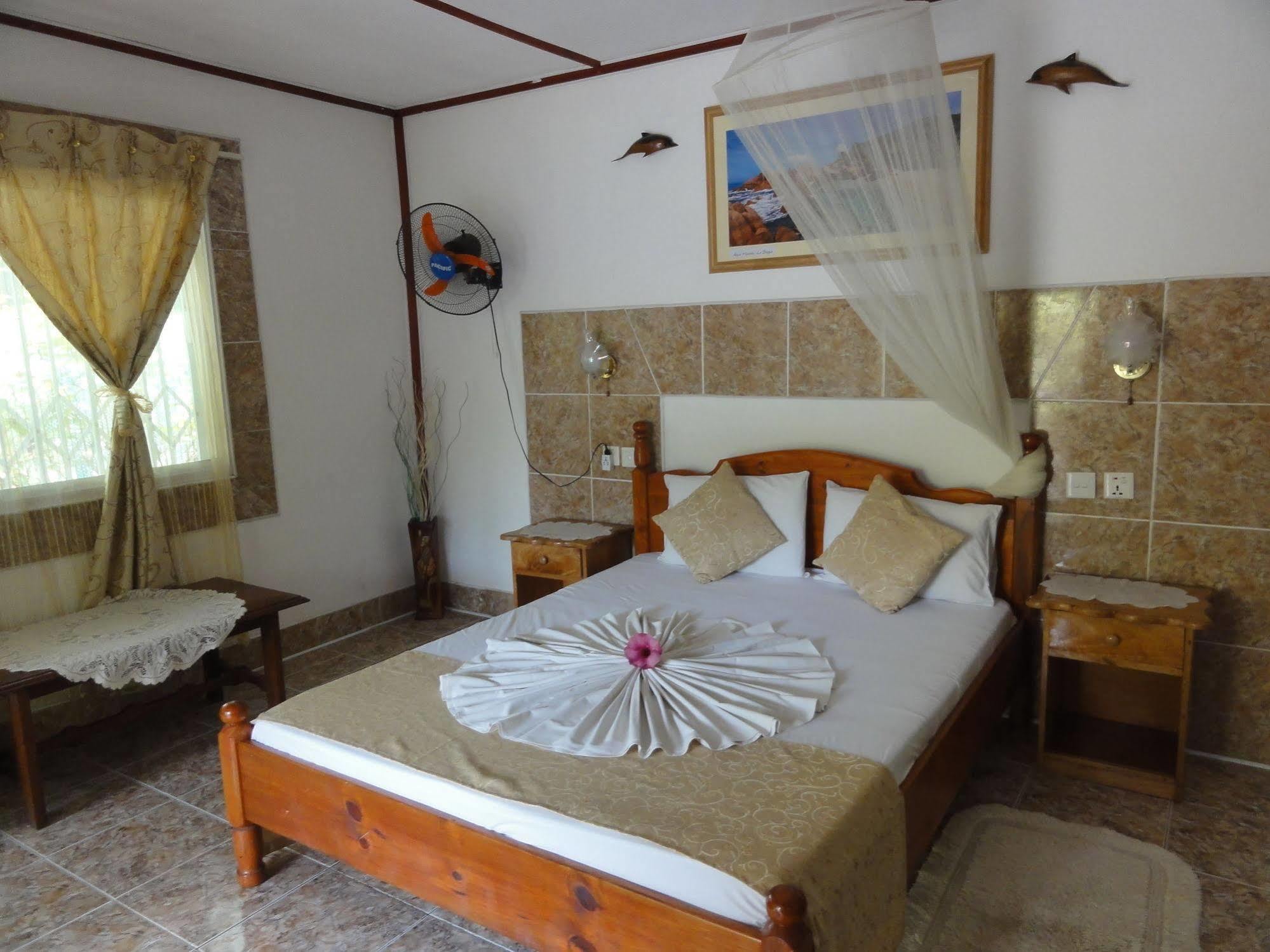 Rising Sun Guest House Đảo Đảo La Digue Ngoại thất bức ảnh